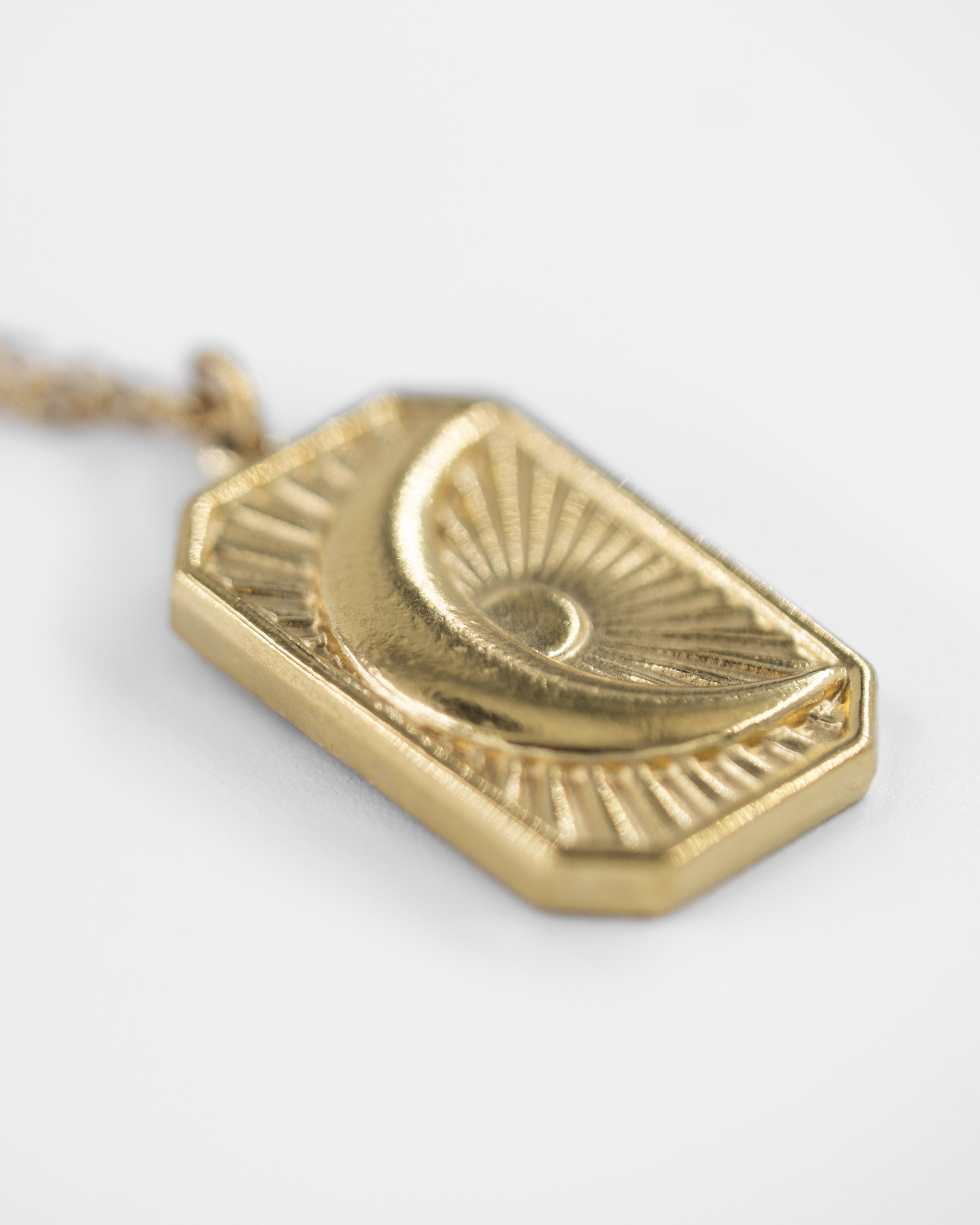 NOCTURNA GÜNEŞ VE AY ÇELİK KOLYE