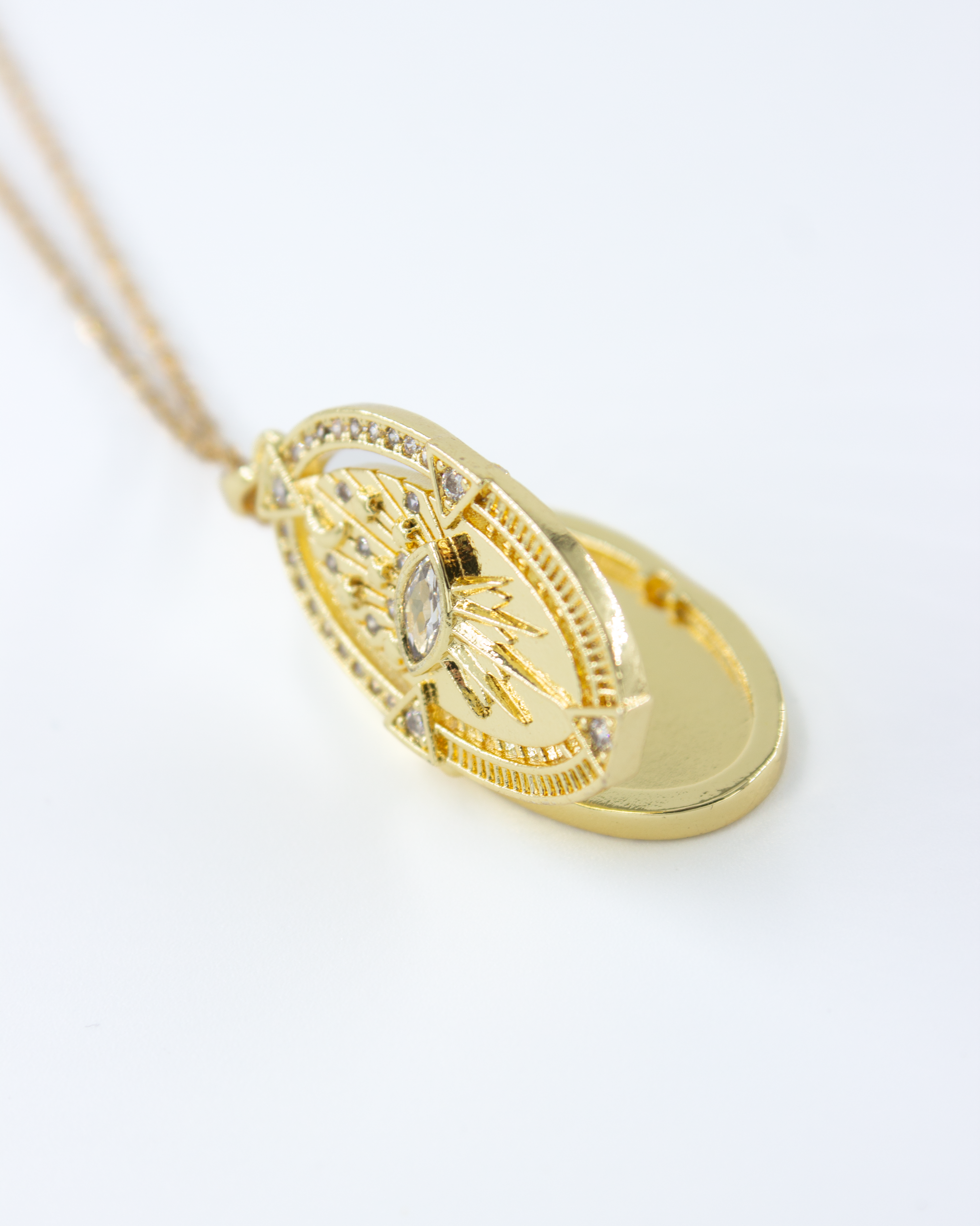 ASTRIN BOLD AÇILABİLİR ÇELİK KOLYE