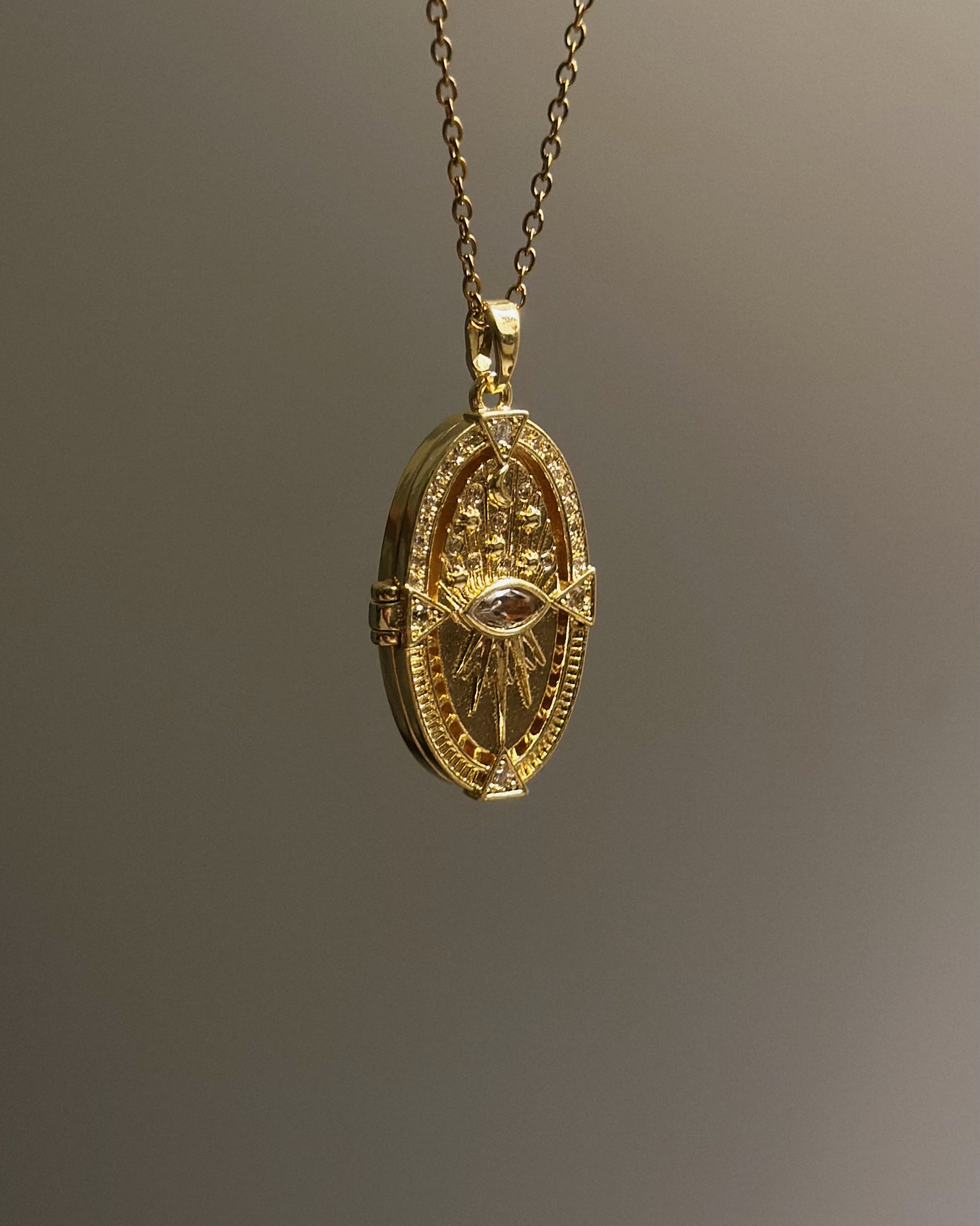 ASTRIN AÇILABİLİR ÇELİK KOLYE