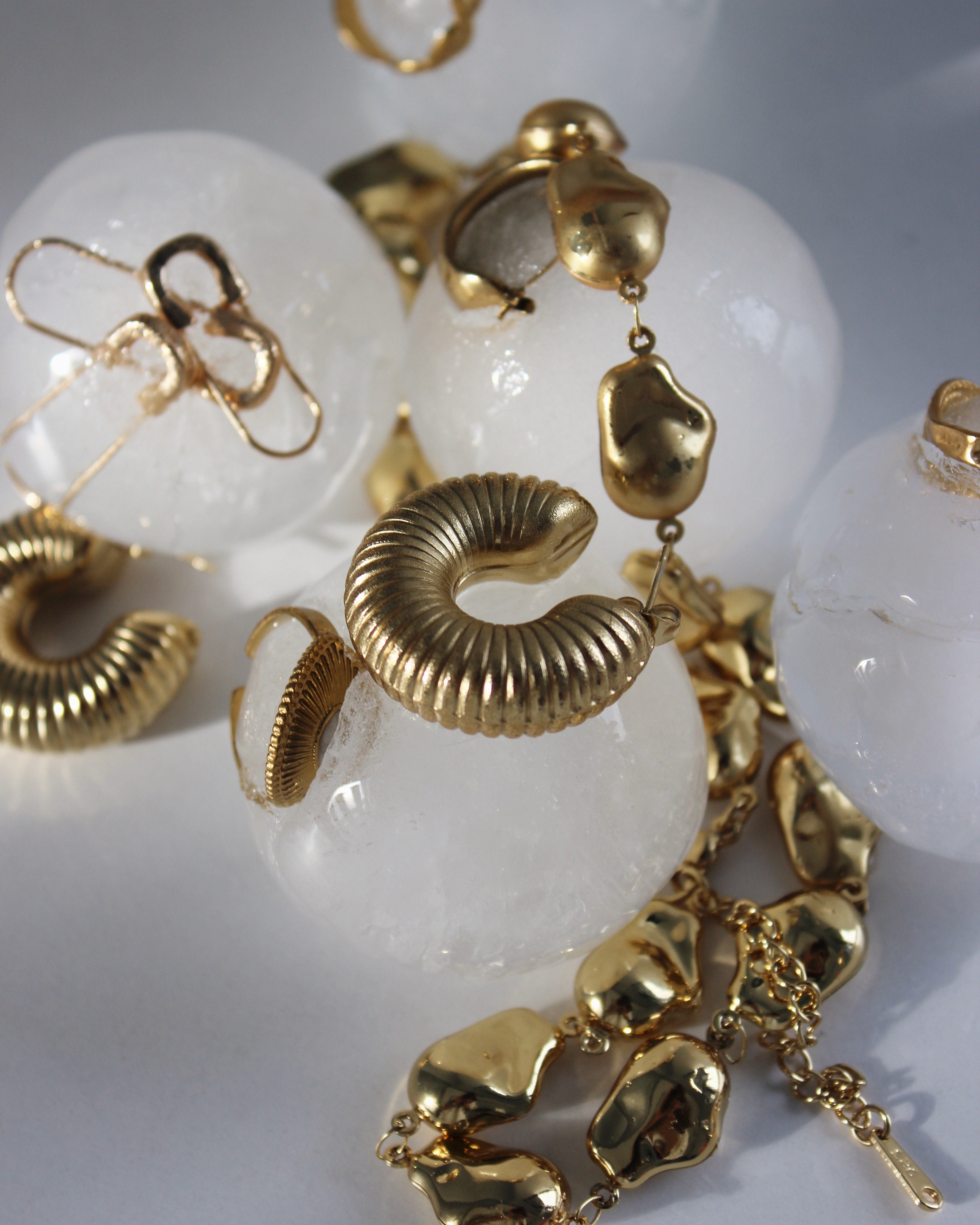 WHIRL BURMA ÇELİK KÜPE